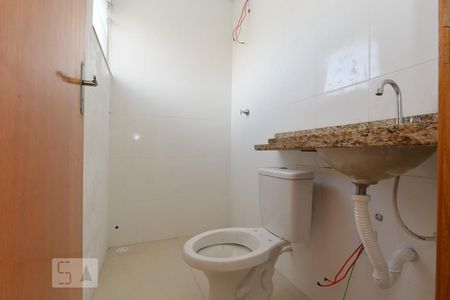 Banheiro de apartamento para alugar com 1 quarto, 44m² em Vila Isolina Mazzei, São Paulo