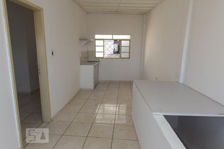 Sala/Cozinha de casa para alugar com 2 quartos, 50m² em Cachoeirinha, Belo Horizonte