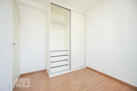 Quarto 01 de apartamento para alugar com 2 quartos, 50m² em Vila Bertioga, São Paulo