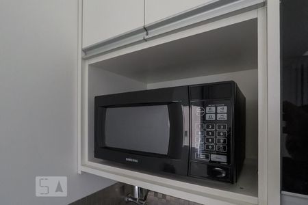 Cozinha de kitnet/studio para alugar com 1 quarto, 25m² em Aclimação, São Paulo