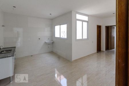 Sala e cozinha de apartamento à venda com 1 quarto, 28m² em Parque São Lucas, São Paulo