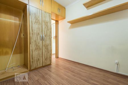Quarto 1 de apartamento para alugar com 2 quartos, 50m² em Jardim Vergueiro, São Paulo