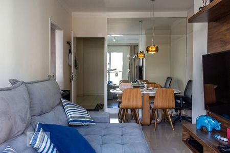 Sala de apartamento para alugar com 2 quartos, 59m² em Jardim Tupanci, Barueri