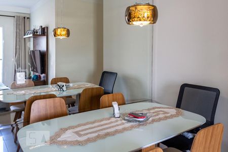 Sala de apartamento para alugar com 2 quartos, 59m² em Jardim Tupanci, Barueri