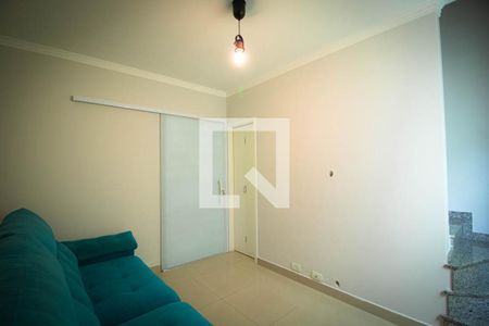 Sala  de casa de condomínio para alugar com 2 quartos, 70m² em Vila Santa Terezinha (zona Norte), São Paulo