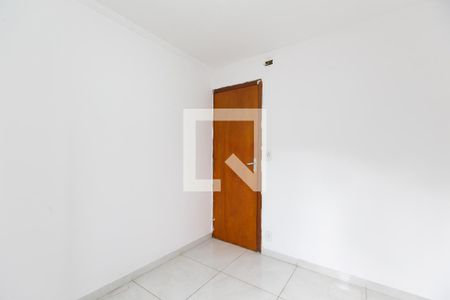 Quarto 1 de apartamento para alugar com 2 quartos, 42m² em Conjunto Residencial José Bonifácio, São Paulo