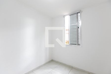 Quarto 1 de apartamento para alugar com 2 quartos, 42m² em Conjunto Residencial José Bonifácio, São Paulo