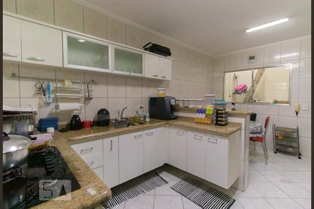 Cozinha  de casa à venda com 3 quartos, 140m² em Vila Moraes, São Paulo