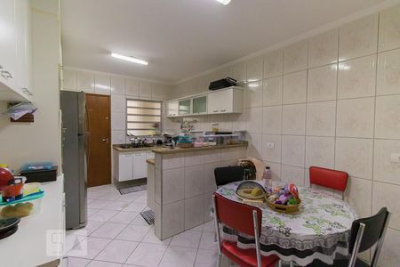 Cozinha  de casa à venda com 3 quartos, 140m² em Vila Moraes, São Paulo