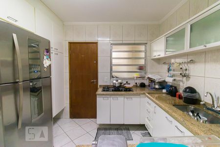 Cozinha  de casa à venda com 3 quartos, 140m² em Vila Moraes, São Paulo