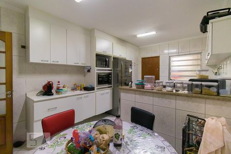 Cozinha  de casa à venda com 3 quartos, 140m² em Vila Moraes, São Paulo