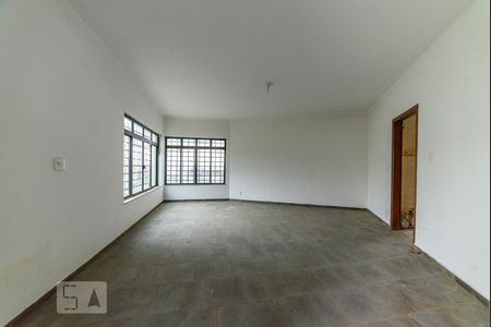 Casa à venda com 340m², 4 quartos e 4 vagasSala 1