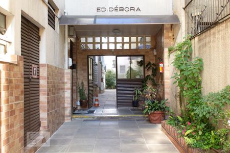 Studio para alugar com 32m², 1 quarto e sem vaga Studio para alugar com 32m², 1 quarto e sem vagaFachada