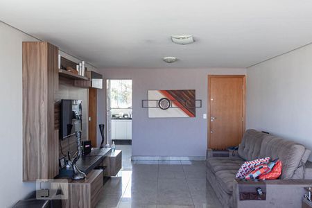 Sala de apartamento para alugar com 3 quartos, 108m² em Concórdia, Belo Horizonte