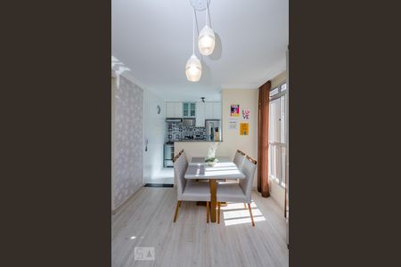 Sala de apartamento para alugar com 2 quartos, 50m² em Cinquentenário, Belo Horizonte