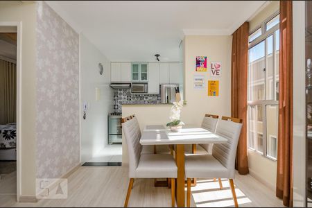 Sala de apartamento para alugar com 2 quartos, 50m² em Cinquentenário, Belo Horizonte