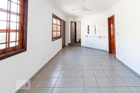 Sala de casa à venda com 3 quartos, 120m² em Jardim Ester Yolanda, São Paulo