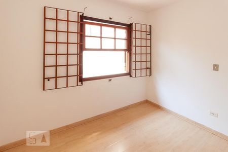 Quarto 2 de casa à venda com 3 quartos, 120m² em Jardim Ester Yolanda, São Paulo