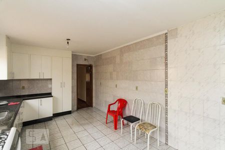 Cozinha de casa para alugar com 3 quartos, 125m² em Cidade Centenário, São Paulo