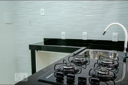 Cozinha de casa para alugar com 1 quarto, 50m² em Vila Valqueire, Rio de Janeiro