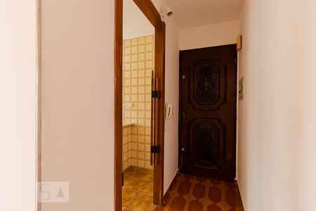 Entrada de apartamento para alugar com 2 quartos, 73m² em Vila Vermelha, São Paulo