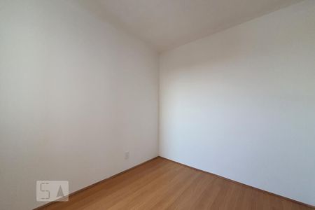 Quarto 1 de apartamento para alugar com 2 quartos, 42m² em Jardim Santa Emília, São Paulo