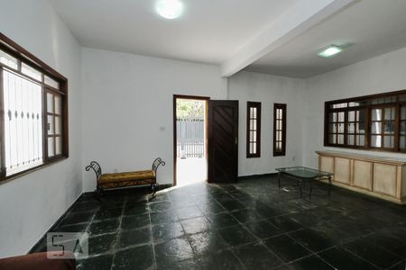 Sala de casa à venda com 4 quartos, 367m² em Vila Isabel, Rio de Janeiro
