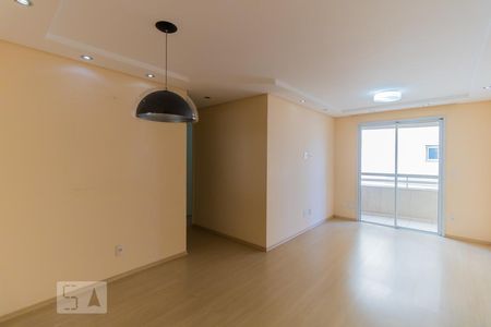 Sala de apartamento à venda com 3 quartos, 62m² em Vila Marieta, São Paulo