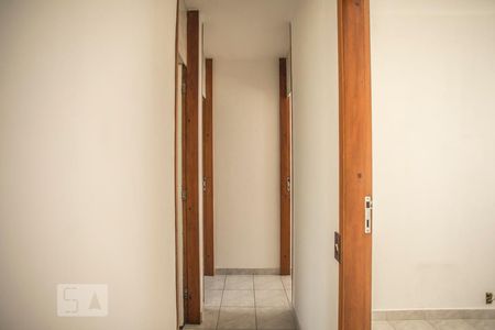 Corredor - Quartos de apartamento para alugar com 3 quartos, 65m² em Vila Nova Caledônia, São Paulo