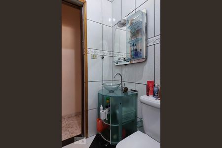 Casa à venda com 100m², 3 quartos e 1 vaga Casa à venda com 100m², 3 quartos e 1 vagaBanheiro