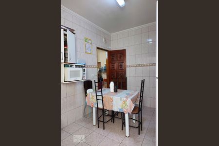 Casa à venda com 100m², 3 quartos e 1 vaga Casa à venda com 100m², 3 quartos e 1 vagaCozinha