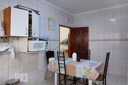Casa à venda com 100m², 3 quartos e 1 vaga Casa à venda com 100m², 3 quartos e 1 vagaCozinha