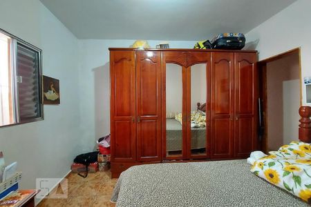 Casa à venda com 100m², 3 quartos e 1 vaga Casa à venda com 100m², 3 quartos e 1 vagaQuarto 1