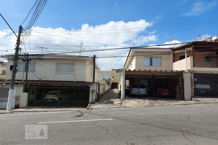Casa à venda com 100m², 3 quartos e 1 vaga Casa à venda com 100m², 3 quartos e 1 vagaFachada