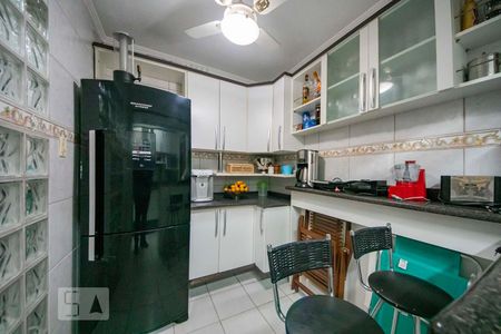 Apartamento à venda com 90m², 2 quartos e 1 vaga Apartamento à venda com 90m², 2 quartos e 1 vagaCozinha