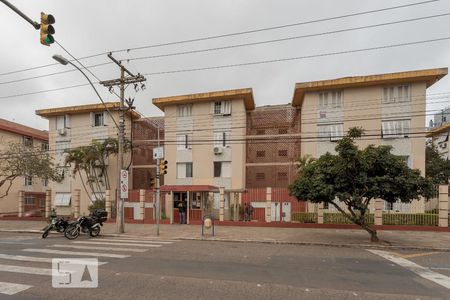 Apartamento à venda com 90m², 2 quartos e 1 vaga Apartamento à venda com 90m², 2 quartos e 1 vagaFachada