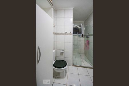 Apartamento à venda com 90m², 2 quartos e 1 vaga Apartamento à venda com 90m², 2 quartos e 1 vagaBanheiro