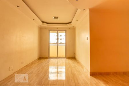 Sala de apartamento para alugar com 3 quartos, 68m² em Continental, Osasco