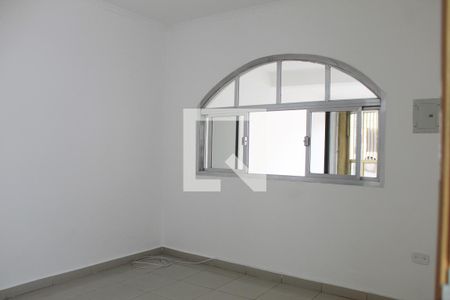 Sala de casa à venda com 3 quartos, 108m² em Jardim São João (zona Leste), São Paulo
