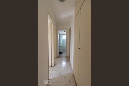 Corredor Quartos de apartamento à venda com 3 quartos, 92m² em Butantã, São Paulo