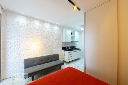 Quarto  de kitnet/studio para alugar com 1 quarto, 29m² em Jardim Santa Edwirges, Guarulhos