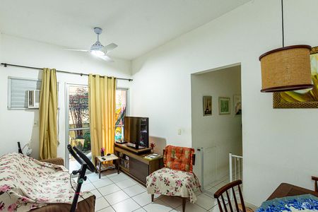 Apartamento à venda com 64m², 2 quartos e sem vagaSala