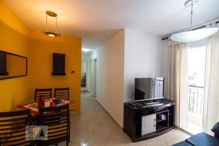 Sala de apartamento para alugar com 2 quartos, 50m² em Jardim Pinheiros, São Paulo