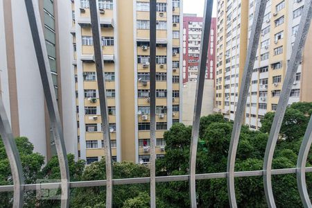 Vista do Quarto 1 de apartamento para alugar com 2 quartos, 73m² em Icaraí, Niterói