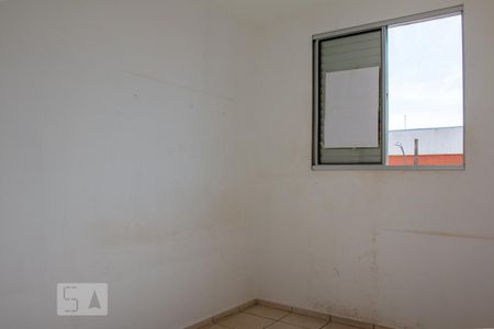 Quarto 2 de apartamento para alugar com 3 quartos, 82m² em Brasil, Uberlândia