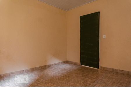 Quarto 1 de casa para alugar com 1 quarto, 30m² em Vila São Vicente, São Paulo