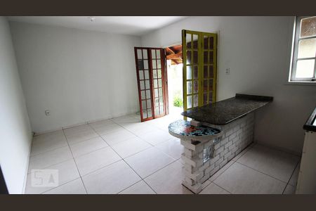 Sala de casa de condomínio para alugar com 1 quarto, 55m² em Lagoa da Conceição, Florianópolis