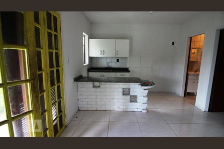 Sala de casa de condomínio para alugar com 1 quarto, 55m² em Lagoa da Conceição, Florianópolis