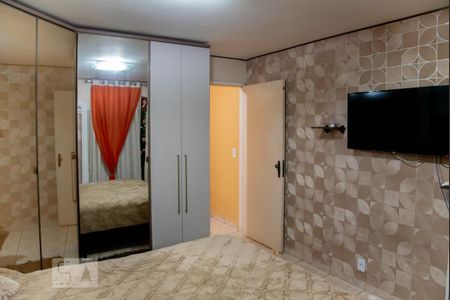 Suite de casa à venda com 3 quartos, 210m² em Vila Carmosina, São Paulo