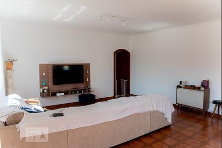 Sala de casa à venda com 3 quartos, 240m² em Vila Ré, São Paulo